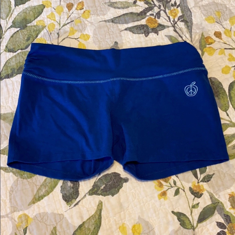 Green apple athletics blue shorts medium like new!